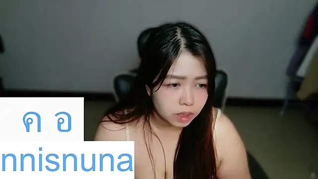 nunanunanuna Show in webcam