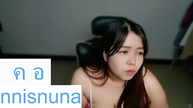 nunanunanuna Show in webcam