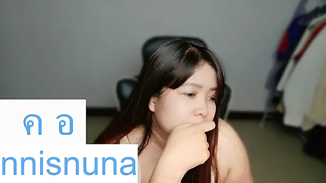 Show modela nunanunanuna na web-kameri