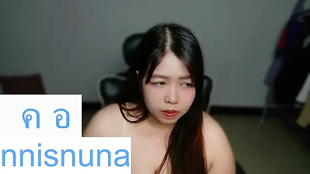 nunanunanuna Webcam-Show