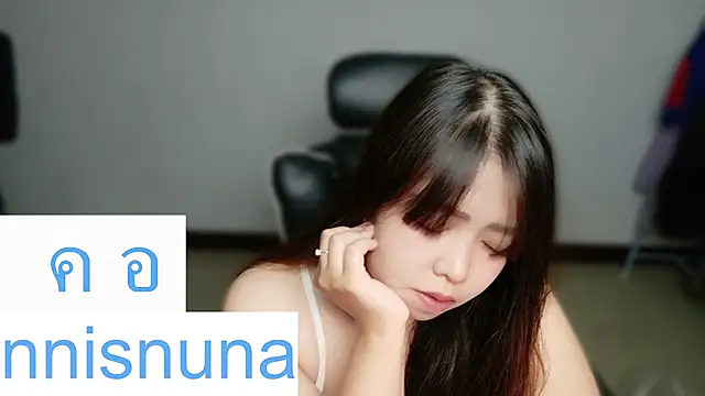 nunanunanuna Webcamshow