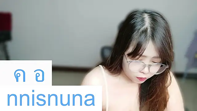 nunanunanuna Show Webcam