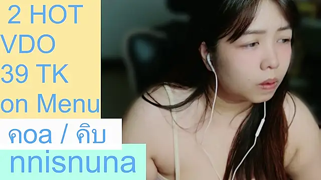 nunanunanuna Show in webcam