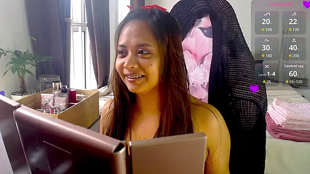 Онлайн чат XXX MyAsianWaifu