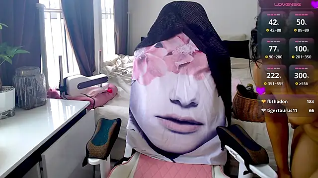 MyAsianWaifu's Live XXX Chat