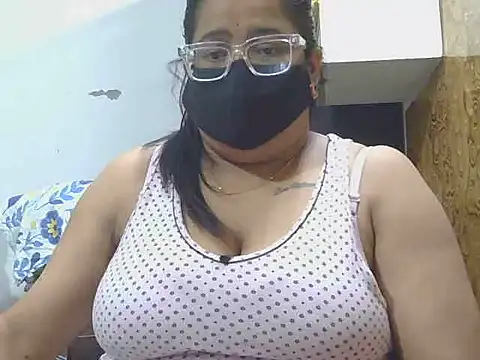 Fuckpussylickass' Live XXX Chat
