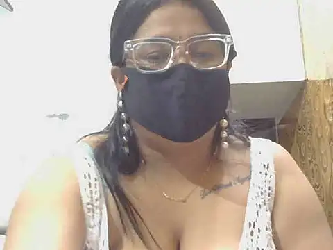 Fuckpussylickass' Live XXX Chat