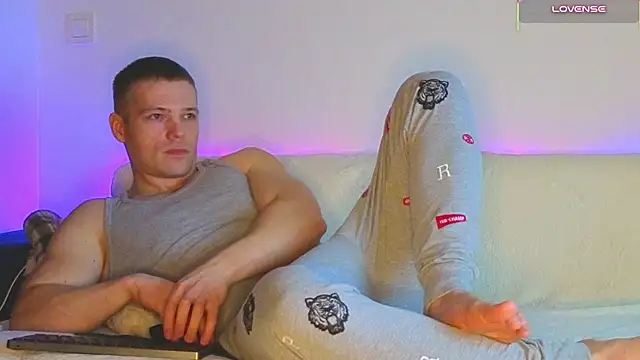 JulianTurner Шоу с уебкамера