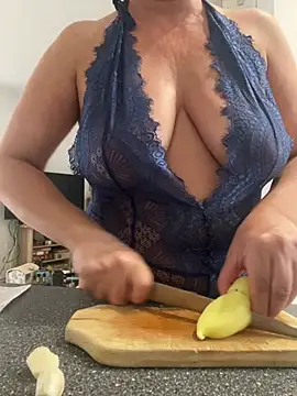 Kamillaone Chat XXX live