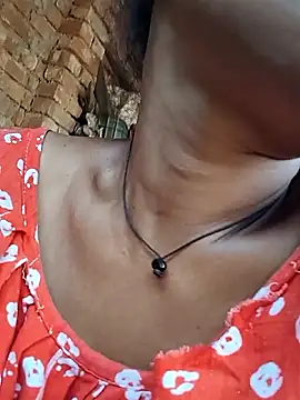 Sweet-runi webcam show