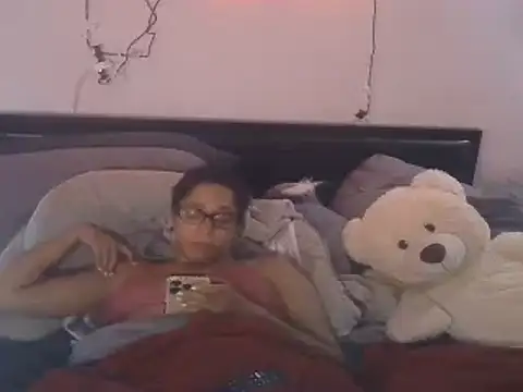 HotCoCo600's Webcam Show