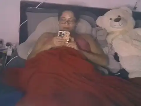 HotCoCo600's Webcam Show