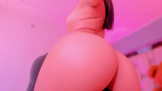 AishaKassandra Adlı Modelin Canlı XXX Sohbeti