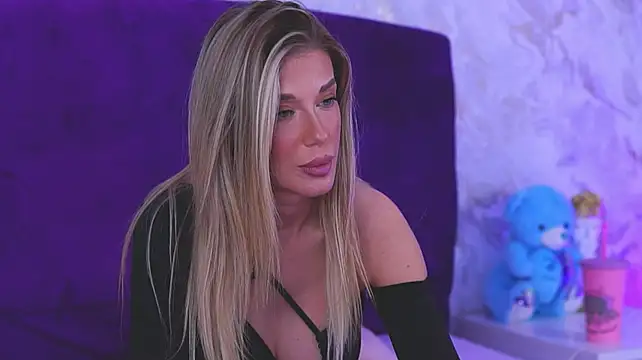 EllinaNuria – Live XXX-chat