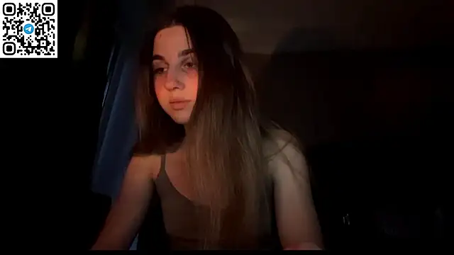 צ'אט XXX בשידור חי של LovelySilk_63