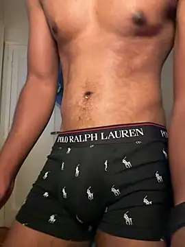 Warrendjoy974n Webbikameraesitys