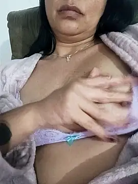 Sarahsua's Live XXX Chat