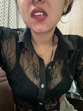 Loviiie's Live XXX Chat