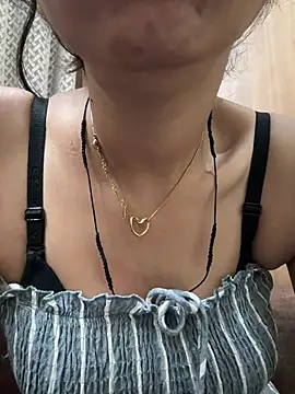 Chat +18 de Loviiie ao vivo