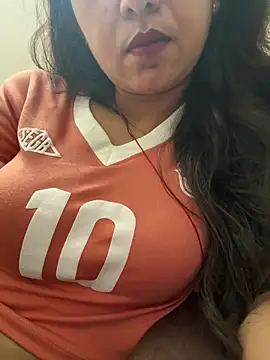 Loviiie live XXX chat