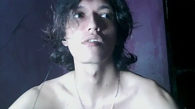 cherryuwu Adlı Modelin Web Kamerası Şovu