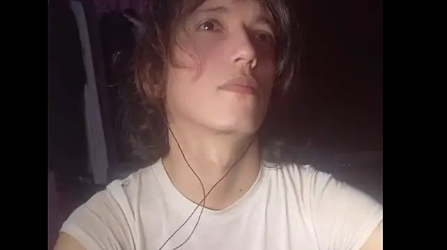 cherryuwu Show in webcam