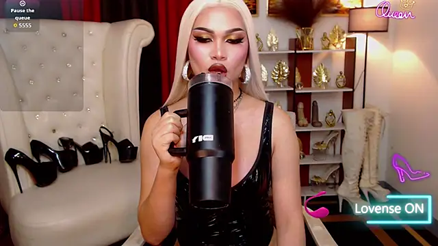 PrettyCockAthena Pertunjukan Webcam