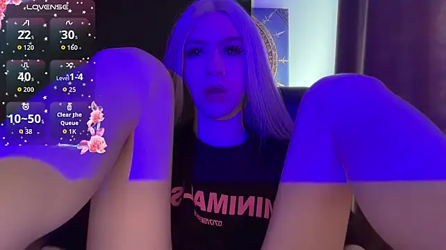 Show modela kirasoon na web-kameri
