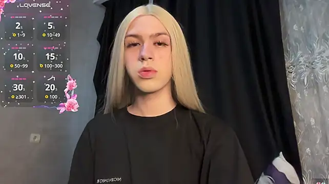 kirasoon: вебкам-шоу