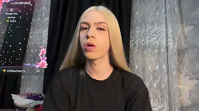 kirasoon webcam show