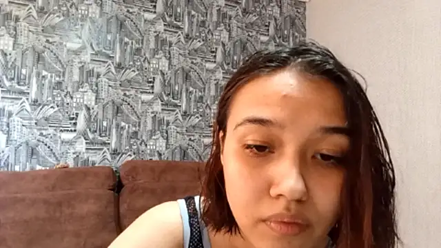 AnnettaBelsito's Live Chat Room