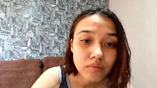 AnnettaBelsito's Live Chat Room