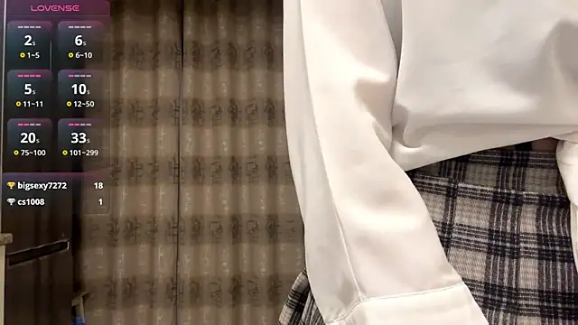 ElliKrovel élő chatszobája