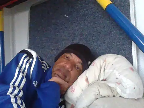 lavelle26 Show in webcam