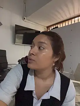 Emily_Harpeer élő XXX-chatje