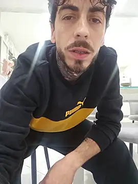 iamciyro's Webcam Show