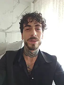 iamciyro Webcam-Show