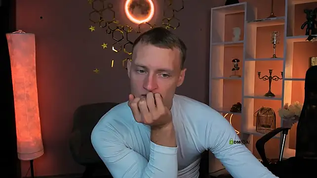 emmanuel_shine – Kamerová šou