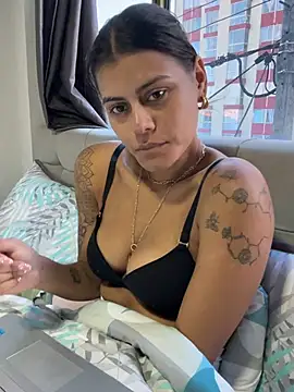 Chat +18 de RachelWeisz_ ao vivo