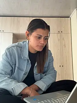 RachelWeisz_ Live XXX-Chat