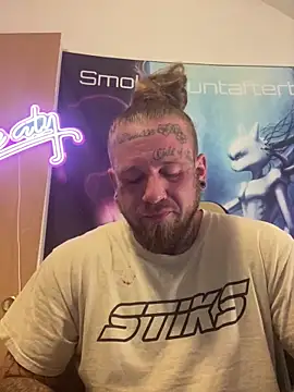 عرض كام Smokebluntafterblunt