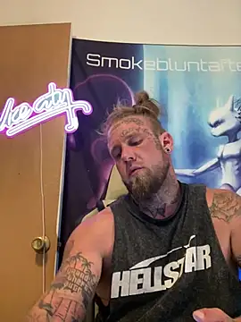Pokazy przed kamerką – Smokebluntafterblunt