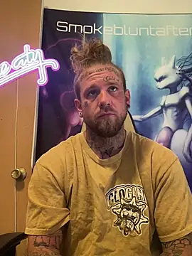 Webkamerová show Smokebluntafterblunt