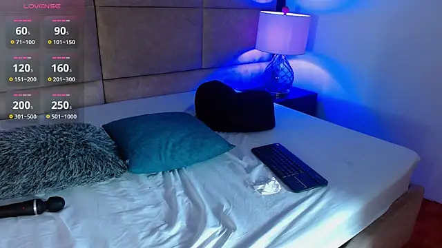 EvaaMoon_: δωμάτιο απευθείας συνομιλίας