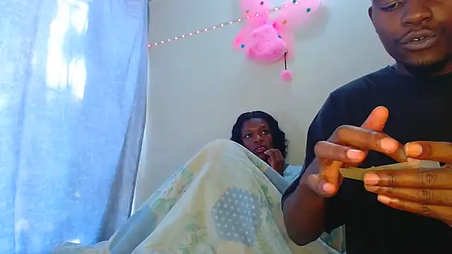Živý XXX chat BLACKCATX01