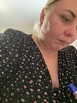 Вебкам-шоу Mommy-girl-Lola
