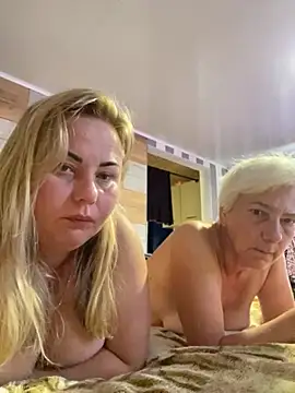 Вебкам-шоу Mommy-girl-Lola