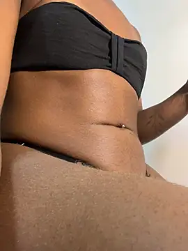 Show de MusaNatacha na webcam