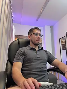 Tommas_Jhonson webkamerás műsora
