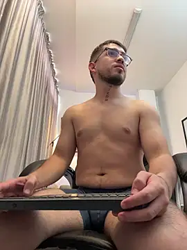 Tommas_Jhonson Show Webcam